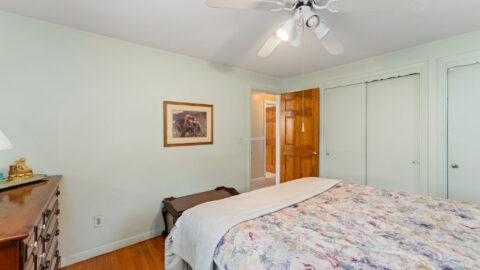 33 Hope Ave, Warwick, Ri 02889