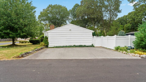 33 Hope Ave, Warwick, Ri 02889